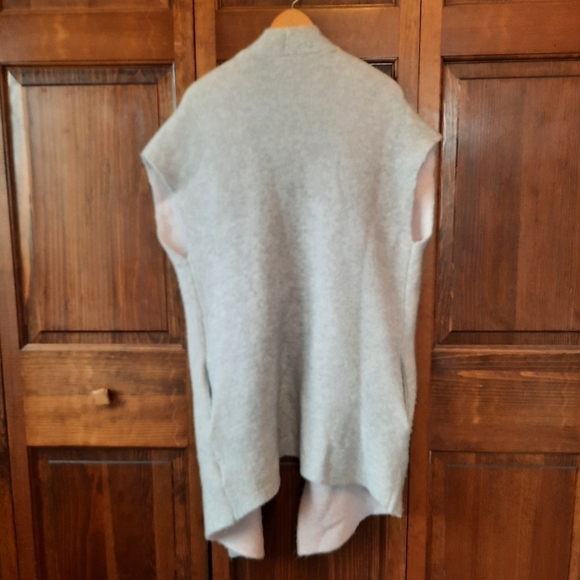 Lole Freddie Riverstone Two Tone gray blush pink wool blend sleeveless cardigan - Picture 10 of 14